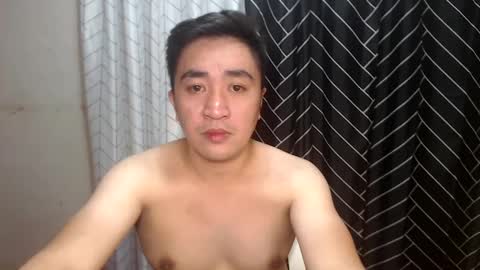 Snapshot of darby1992 chatting on 02-17-25, 02:26 Rob online show from 02-17-25, 02:26