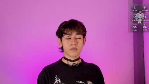 Snapshot of darcy_and_stolas chatting on 10-15-25, 05:40 darcy_and_stolas online show from 10-15-25, 05:40