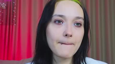 Darcy online show from 04-23-26, 01:40