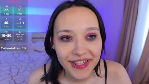 Darcy online show from 06-19-26, 01:43