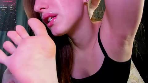 Darcy Siren online show from 12-15-25, 09:24