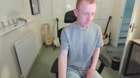 Snapshot of dare_to_be_olly chatting on 11-09-25, 07:12 Olly online show from 11-09-25, 07:12