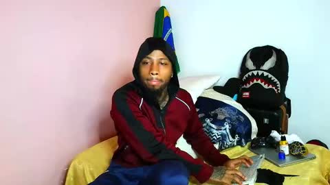 Snapshot of darent2210 chatting on 02-24-26, 03:32 breiner online show from 02-24-26, 03:32