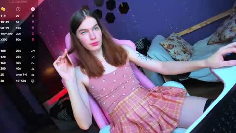 Snapshot of daria_rain chatting on 06-19-26, 04:00 Daria ---- online show from 06-19-26, 04:00