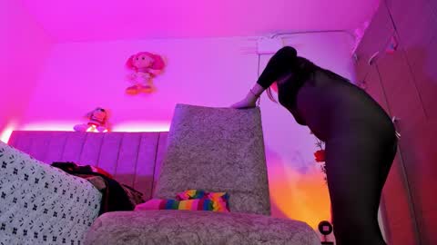 Snapshot of dariana_hot chatting on 02-05-26, 02:00 dariana_hot online show from 02-05-26, 02:00