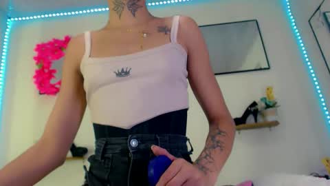 Dary online show from 04-18-26, 10:43