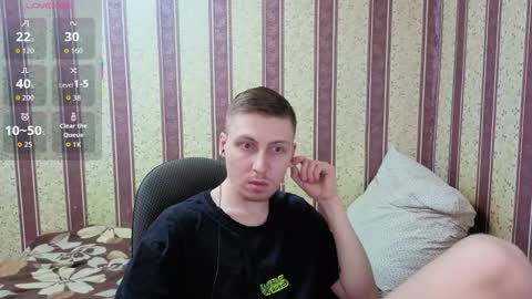 Snapshot of darienlarge chatting on 01-05-26, 05:27 darienlarge online show from 01-05-26, 05:27