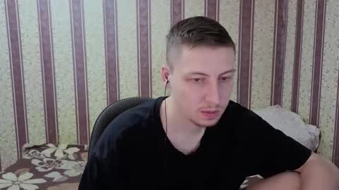 Snapshot of darienlarge chatting on 01-07-26, 08:06 darienlarge online show from 01-07-26, 08:06