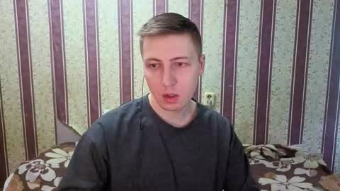 Snapshot of darienlarge chatting on 01-18-26, 10:08 darienlarge online show from 01-18-26, 10:08