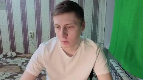 Snapshot of darienlarge chatting on 02-24-26, 05:22 darienlarge online show from 02-24-26, 05:22