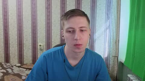 Snapshot of darienlarge chatting on 06-02-26, 12:29 darienlarge online show from 06-02-26, 12:29