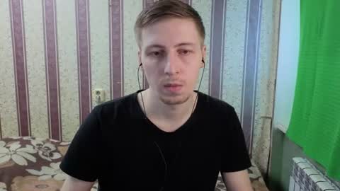 Snapshot of darienlarge chatting on 06-11-26, 06:11 darienlarge online show from 06-11-26, 06:11