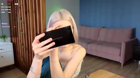 Snapshot of darilboom chatting on 03-05-26, 01:07 darilboom online show from 03-05-26, 01:07