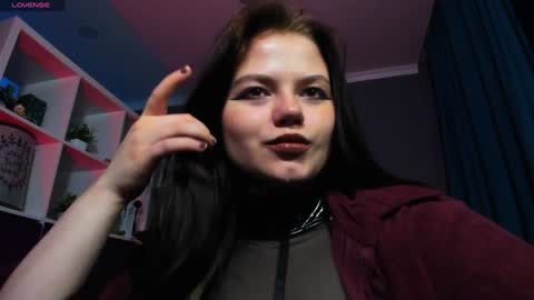 Snapshot of darina_wilson chatting on 01-28-25, 11:39 Dari the it woman online show from 01-28-25, 11:39