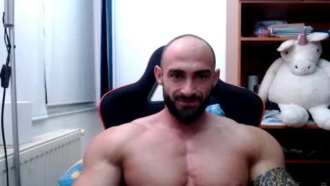 Snapshot of dariomuscle chatting on 12-05-24, 09:17 Dario online show from 12-05-24, 09:17