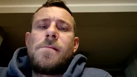 Snapshot of darioo89 chatting on 10-26-25, 03:51 darioo89 online show from 10-26-25, 03:51