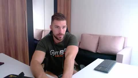 darius_94 online show from 10-13-25, 07:52