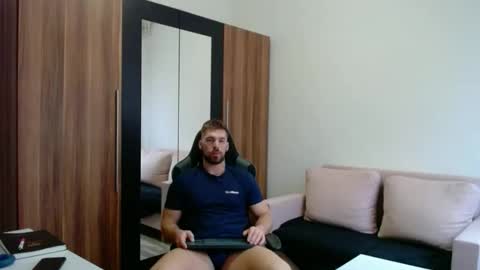 darius_94 online show from 03-26-26, 06:52