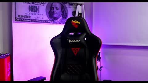 Darius Phoenix  online show from 02-18-25, 10:05