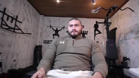 Snapshot of darius_wolfe chatting on 04-21-26, 11:27 Darius online show from 04-21-26, 11:27