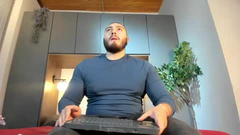 Snapshot of darius_wolfe chatting on 05-07-26, 11:15 Darius online show from 05-07-26, 11:15