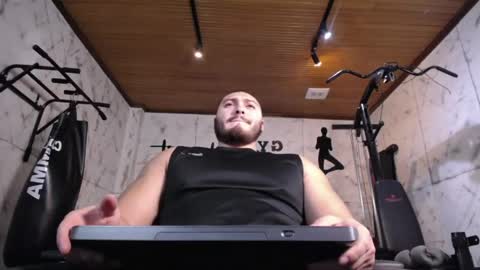 Snapshot of darius_wolfe chatting on 05-11-26, 11:16 Darius online show from 05-11-26, 11:16
