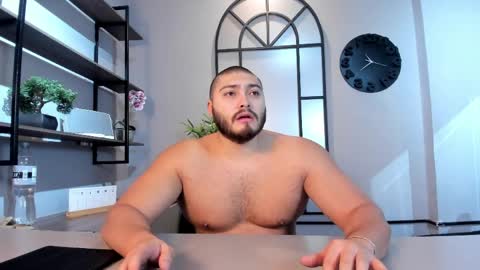 Snapshot of darius_wolfe chatting on 05-24-26, 11:26 Darius online show from 05-24-26, 11:26