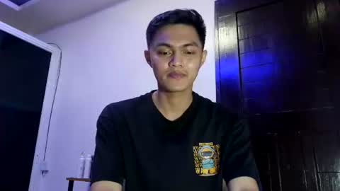 Snapshot of dark_angel69x chatting on 04-02-26, 01:14 Guile online show from 04-02-26, 01:14