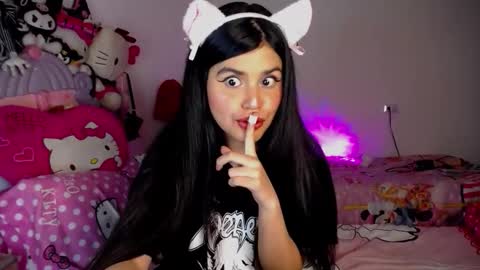 Moony online show from 12-04-25, 01:48