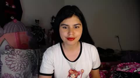 Snapshot of dark_angel_66 chatting on 01-07-26, 03:31 Moony online show from 01-07-26, 03:31