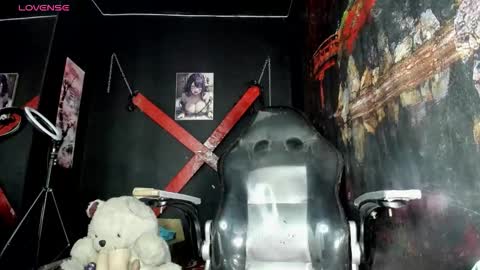 Snapshot of dark_doll5 chatting on 12-04-25, 11:13 dark_doll5 online show from 12-04-25, 11:13