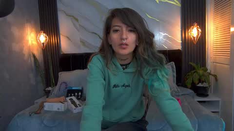 dark_dominika online show from 05-15-26, 12:56