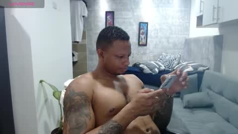 dark_dominion online show from 09-10-25, 01:16