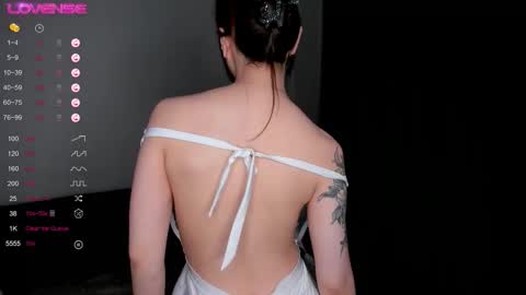 Ester online show from 10-08-25, 11:41