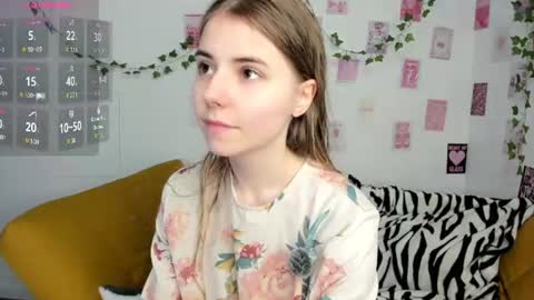 Ester online show from 06-12-26, 10:14