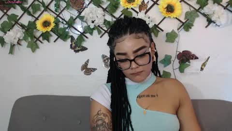 dark_flama online show from 04-22-26, 12:24