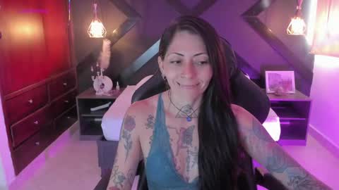 M I K A E L A online show from 10-10-25, 07:13