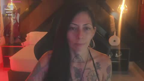 Snapshot of dark_gotica chatting on 06-19-26, 07:17 M I K A E L A online show from 06-19-26, 07:17