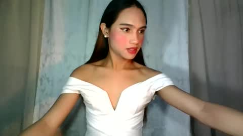 Snapshot of dark_hurohuro19 chatting on 01-19-25, 01:21 LIANNA online show from 01-19-25, 01:21