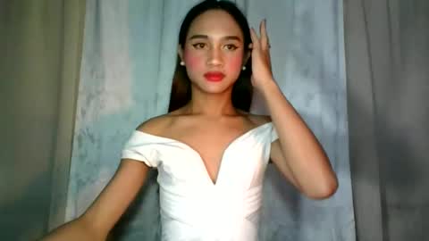 Snapshot of dark_hurohuro19 chatting on 01-20-25, 01:28 LIANNA online show from 01-20-25, 01:28