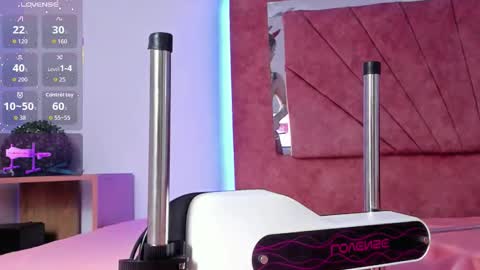 Snapshot of dark_lilithx chatting on 10-17-25, 08:55 Dark-lilithx online show from 10-17-25, 08:55