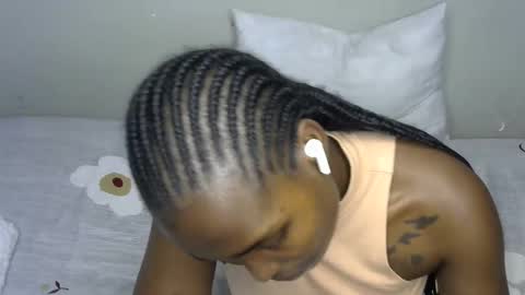 dark_lovly online show from 10-20-25, 07:31