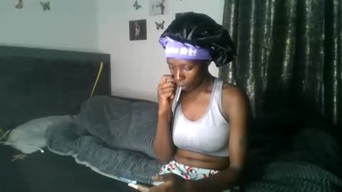 dark_mellanin online show from 06-21-26, 05:59