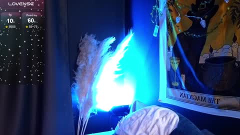 Vamp  online show from 12-20-24, 01:25