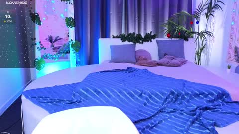 Vamp  online show from 12-22-24, 03:33