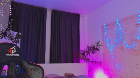 Vamp  online show from 02-01-25, 03:19