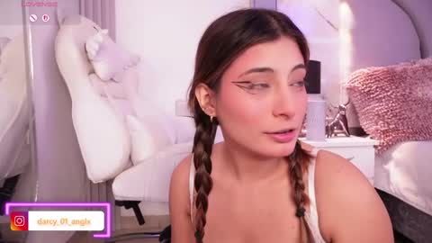 Angel Darcy  online show from 05-05-26, 11:46