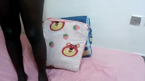 Snapshot of darkcrave57 chatting on 07-16-26, 06:14 Minas online show from 07-16-26, 06:14