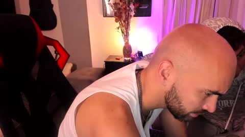 Snapshot of darkdesire_1 chatting on 03-01-25, 02:37 darkdesire_1 online show from 03-01-25, 02:37
