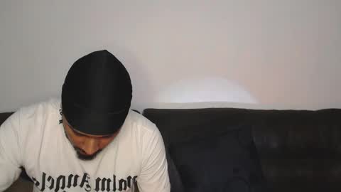 Snapshot of darkdesirevf chatting on 11-21-25, 04:00 darkdesirevf online show from 11-21-25, 04:00